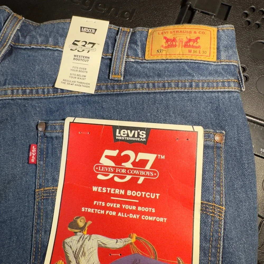 NWT Levi's 537 Western Bootcut Jeans Mens 36x30 Blue‎ Baggy Cowboy Denim